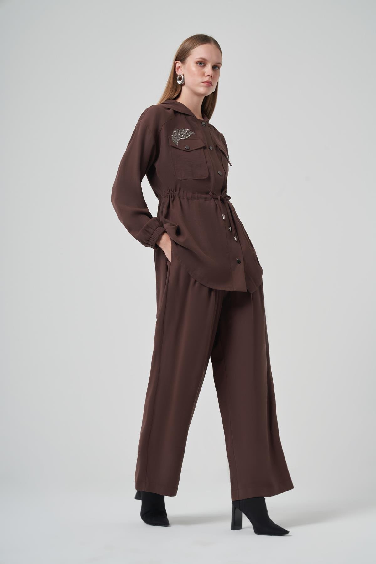 Nuss 1022 Taş İşlemeli Pantolonlu Takım - Bitter