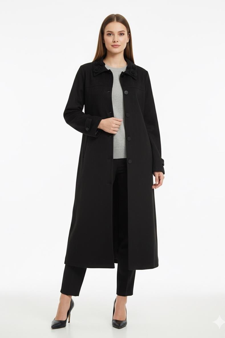 Fuat Gürşen 4629 Büyük B. Yaka Çiçek Aplikeli Kap - Siyah