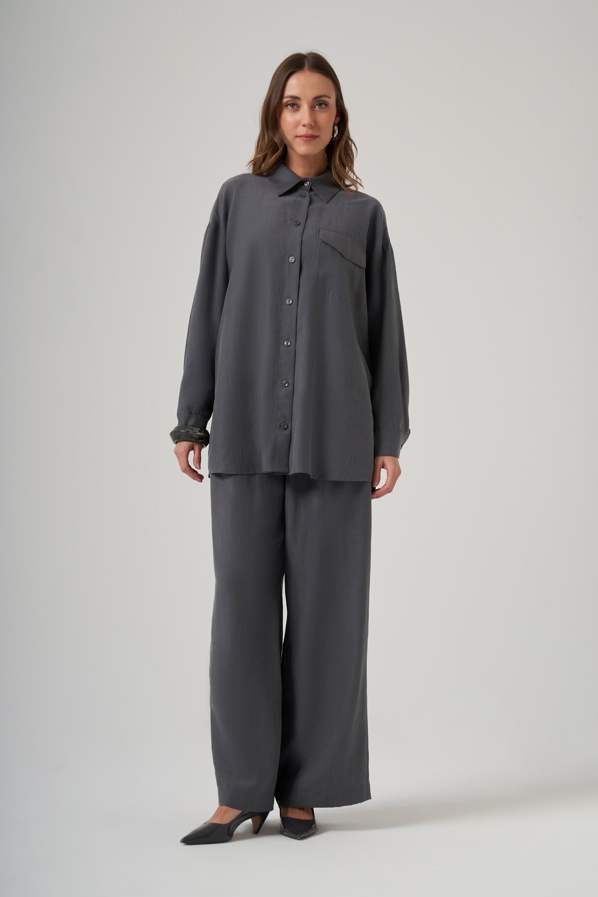 Nuss 1063 Tek Cep Kapak Detaylı Basic Pantolonlu Takım - Antrasit