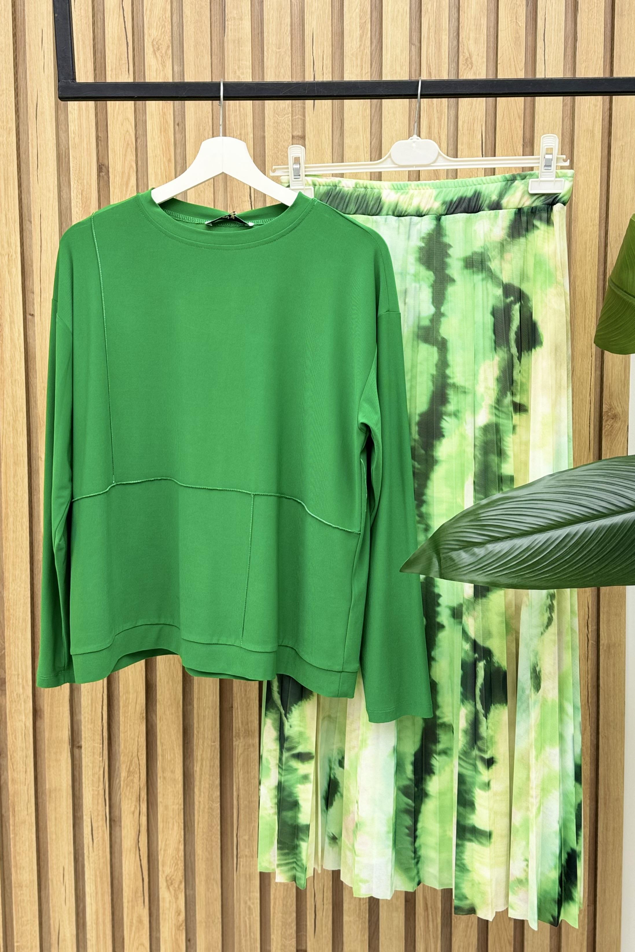 AHİ TRİKO Ahi 5073 Batik Desen Etekli Takım - Benetton  Takım