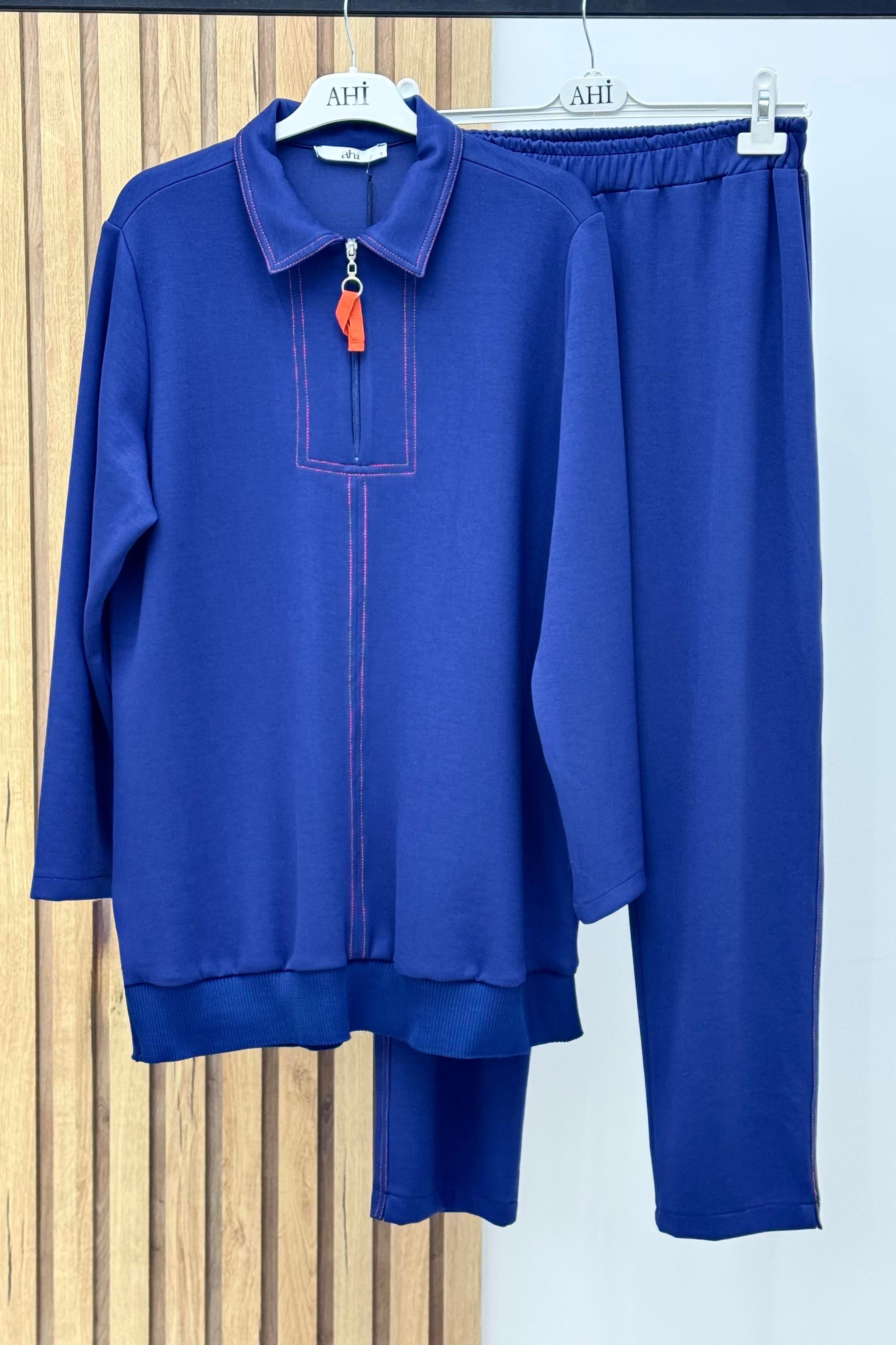 AHİ TRİKO Ahi 7075 Yarım Fermuarlı Renki Dikişli Pantolonlu Takım - Lacivert Ahi 7075 Yarım Fermuarlı Renki Dikişli Pantolonlu Takım - Lacivert - Bilen Giyim Takım 