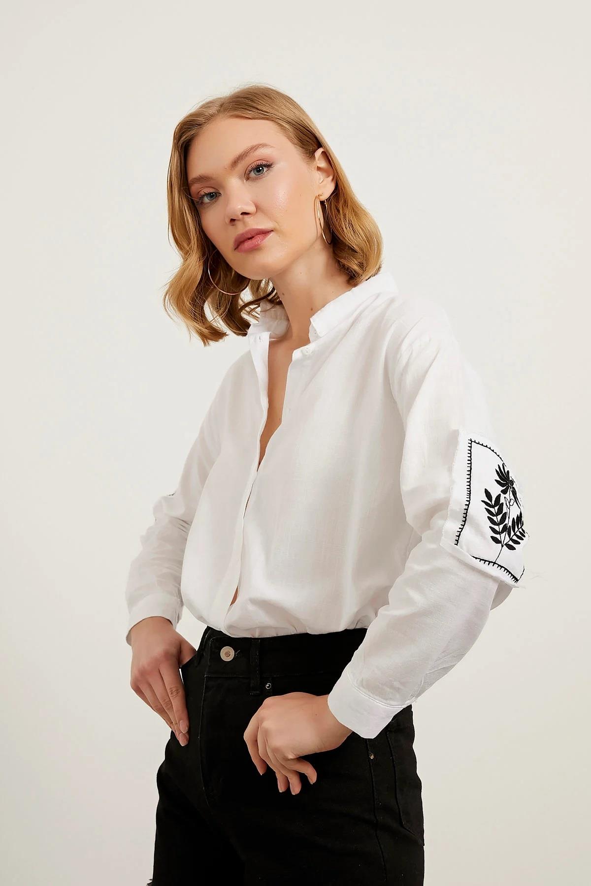 Yamalı Nakışlı Pamuk Kadın Gömlek 1518 - Beyaz Bluz & Gömlek ARMALİFE Bilen  Giyim
