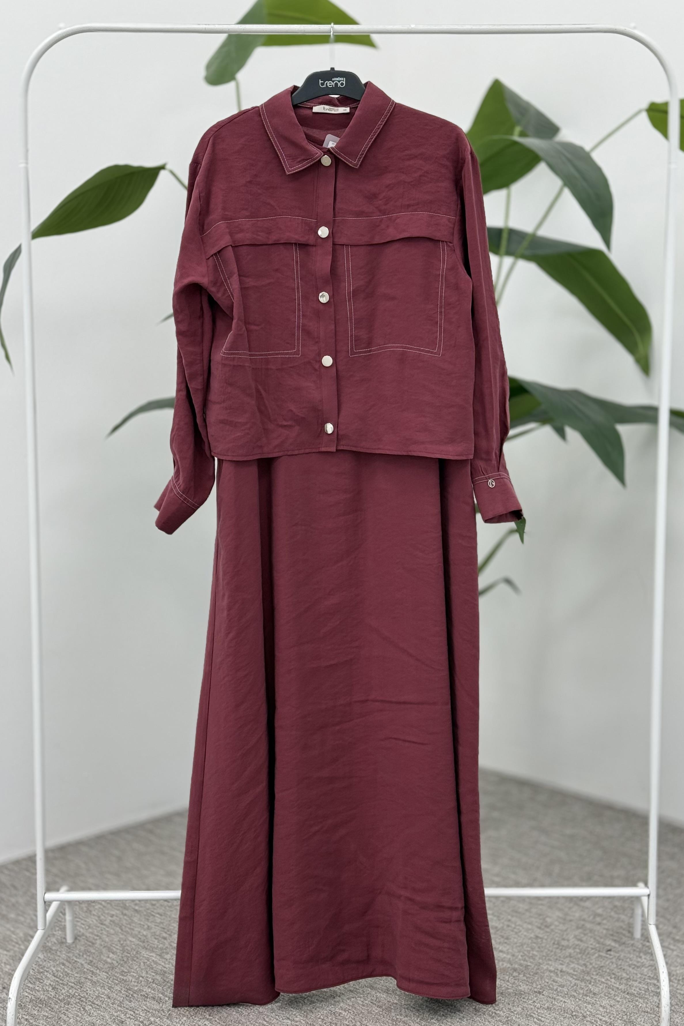 ARMİNE TREND Armine Trend 25YT620 Gömlek Detaylı Elbise - Bordo Armine Trend 25YT620 Gömlek Detaylı Elbise - Bilen Giyim Elbise 