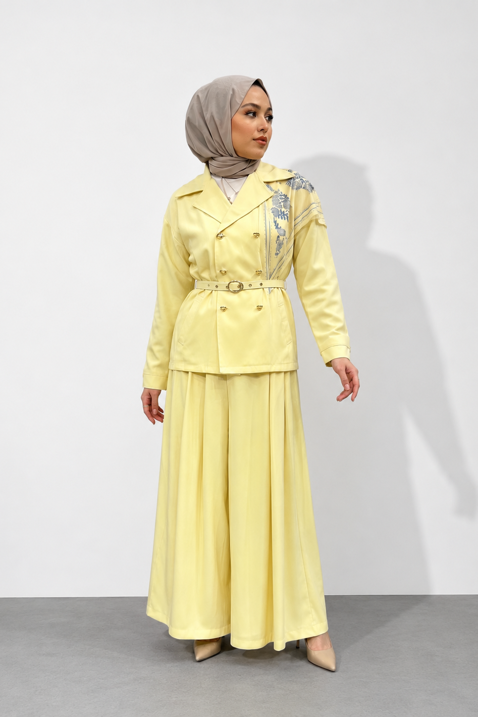 Yaka Şal Detay Bol Paça Pantolonlu Takım 1563 - Sarı