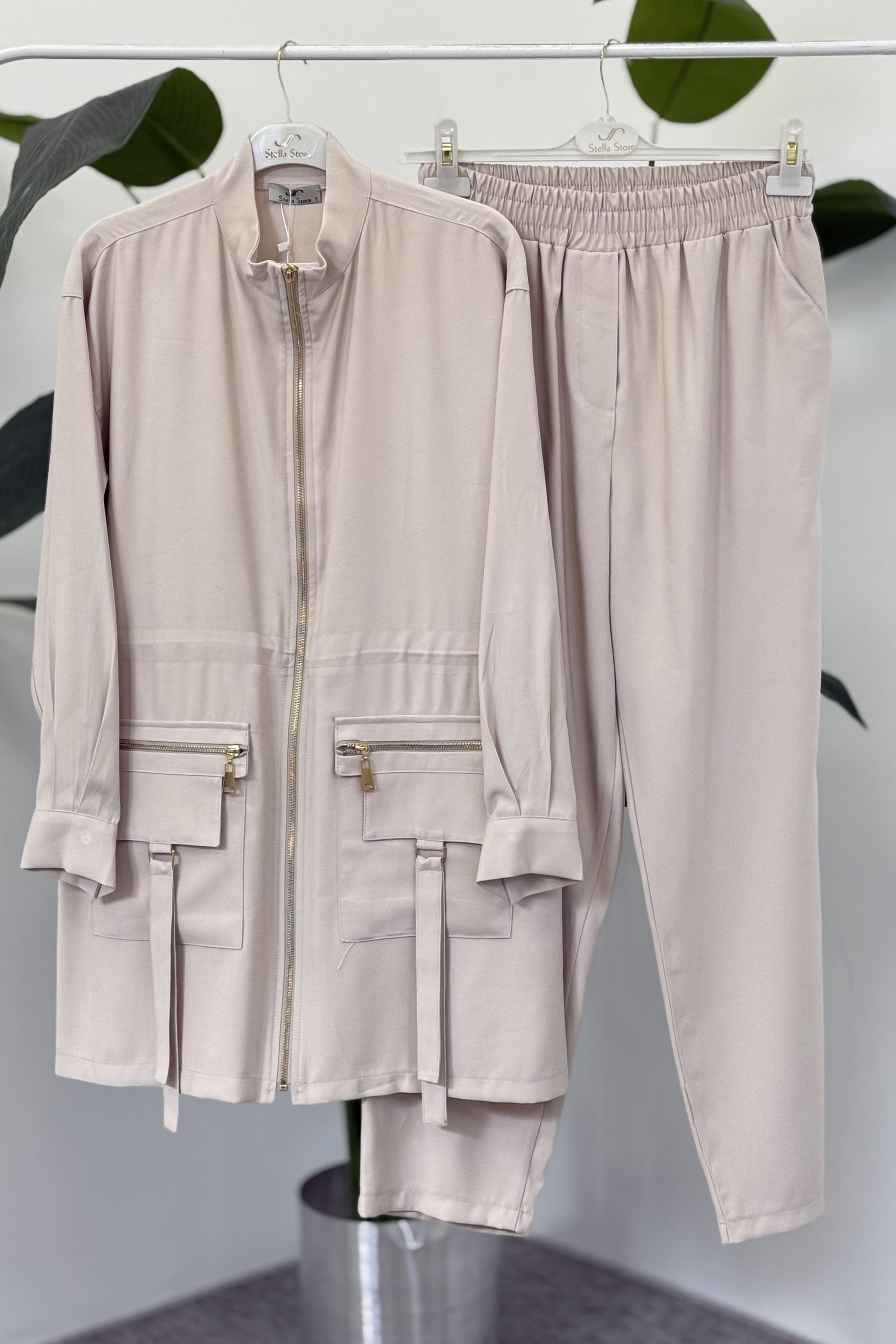 Cepleri Fermuar Detaylı Pantolonlu Takım 1377 - Bej