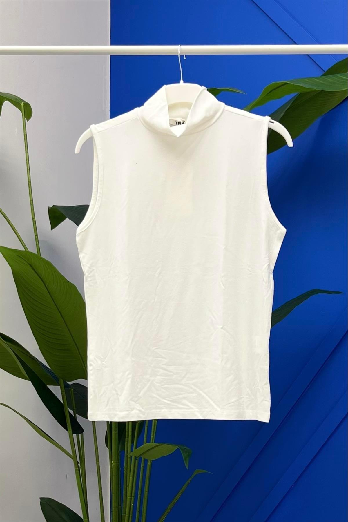 TRN Balıkçı Yaka Sıfır Kol Penye İçlik T-Shirt 2037 - Ekru Balıkçı Yaka Sıfır Kol Penye İçlik T-Shirt 2037 - Ekru - Bilen Giyim İçlik