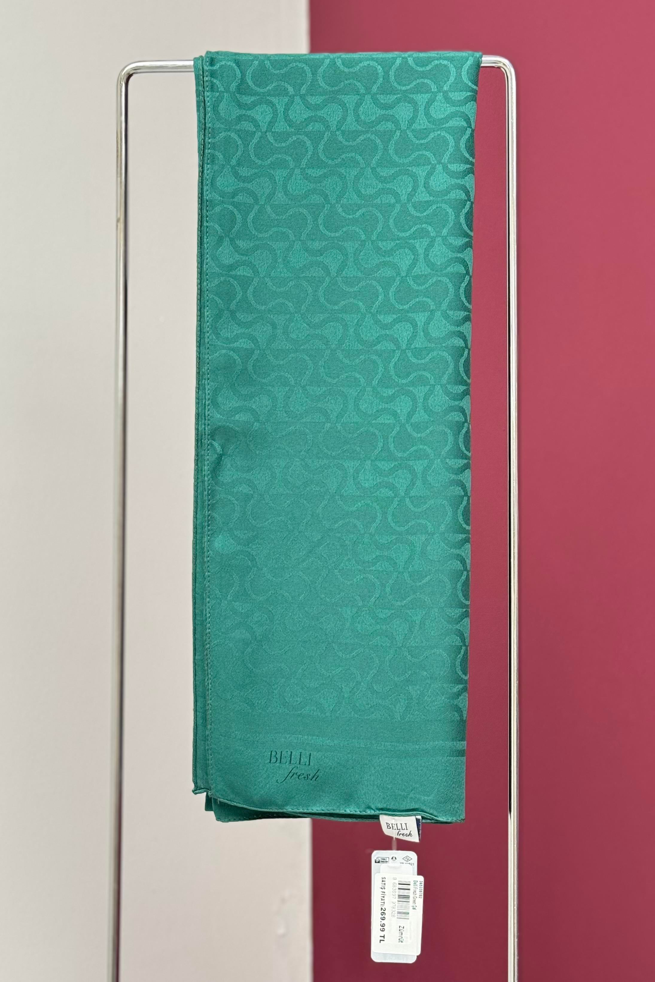 BELLI Belli Fresh Green Şal - Zümrüt Belli Fresh Green Şal - Zümrüt - Bilen Giyim Şal 
