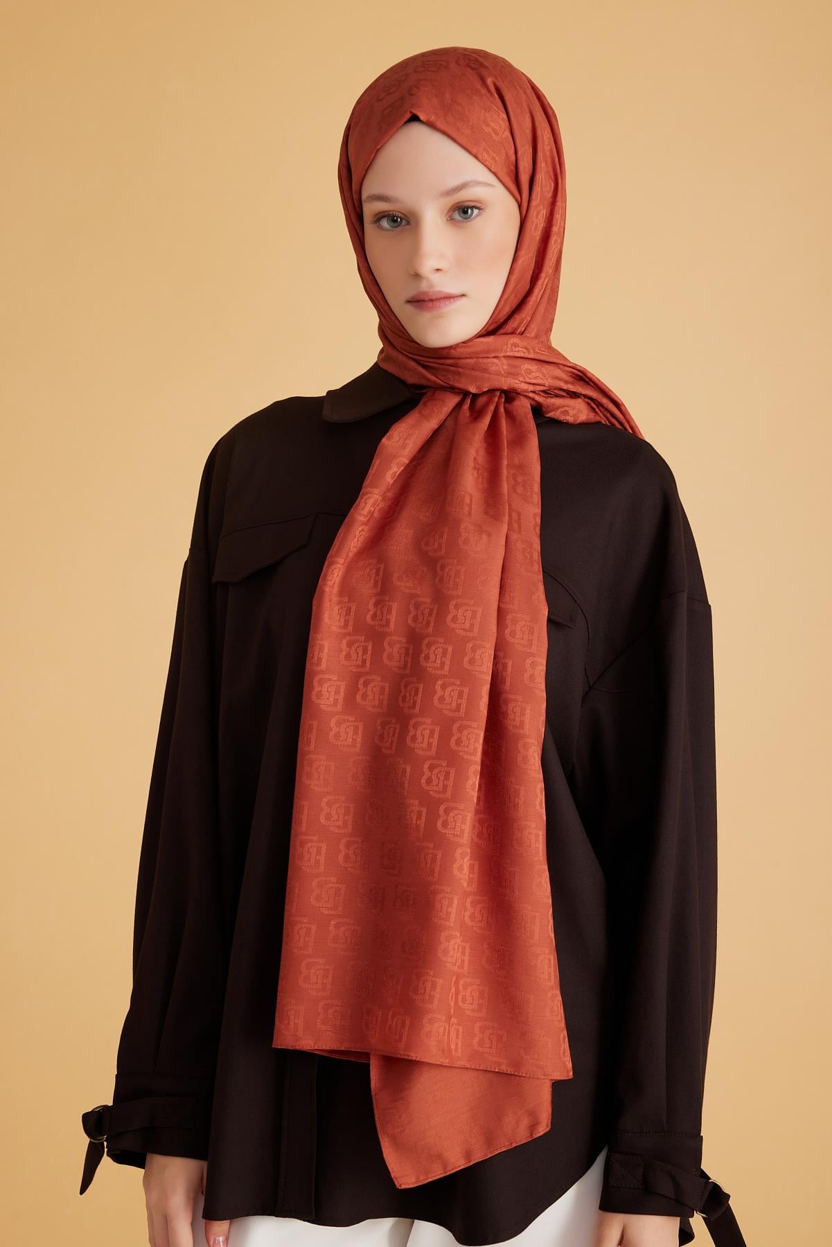 BELLI Belli Fresh Monogram Şal 1 - Kiremit Belli Fresh Monogram Şal 1 - Bilen Giyim Şal 