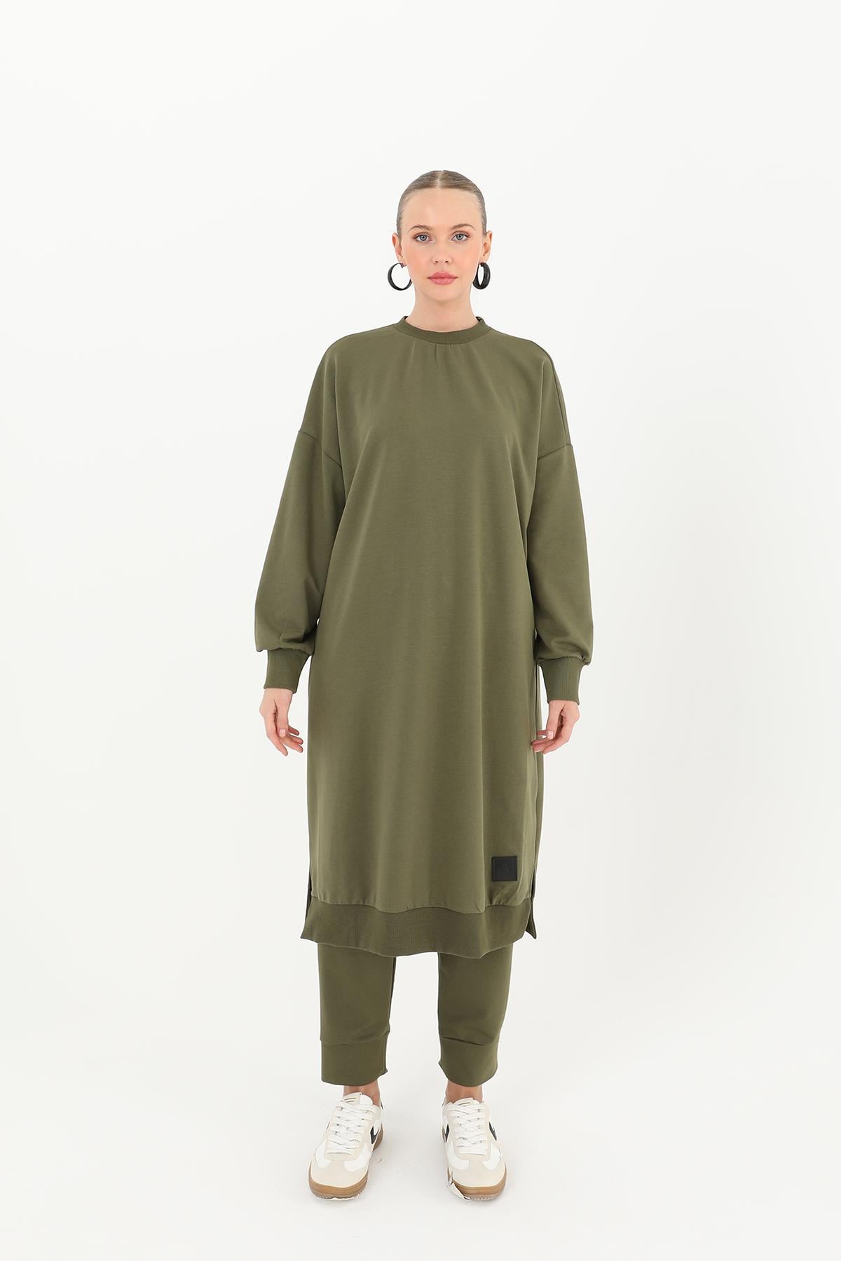 PUANE Bisiklet Yaka Basic Uzun Boy Tunik 30645 - Koyu Haki Bisiklet Yaka Basic Uzun Boy Tunik 30645 - Koyu Haki - Bilen Giyim Tunik 