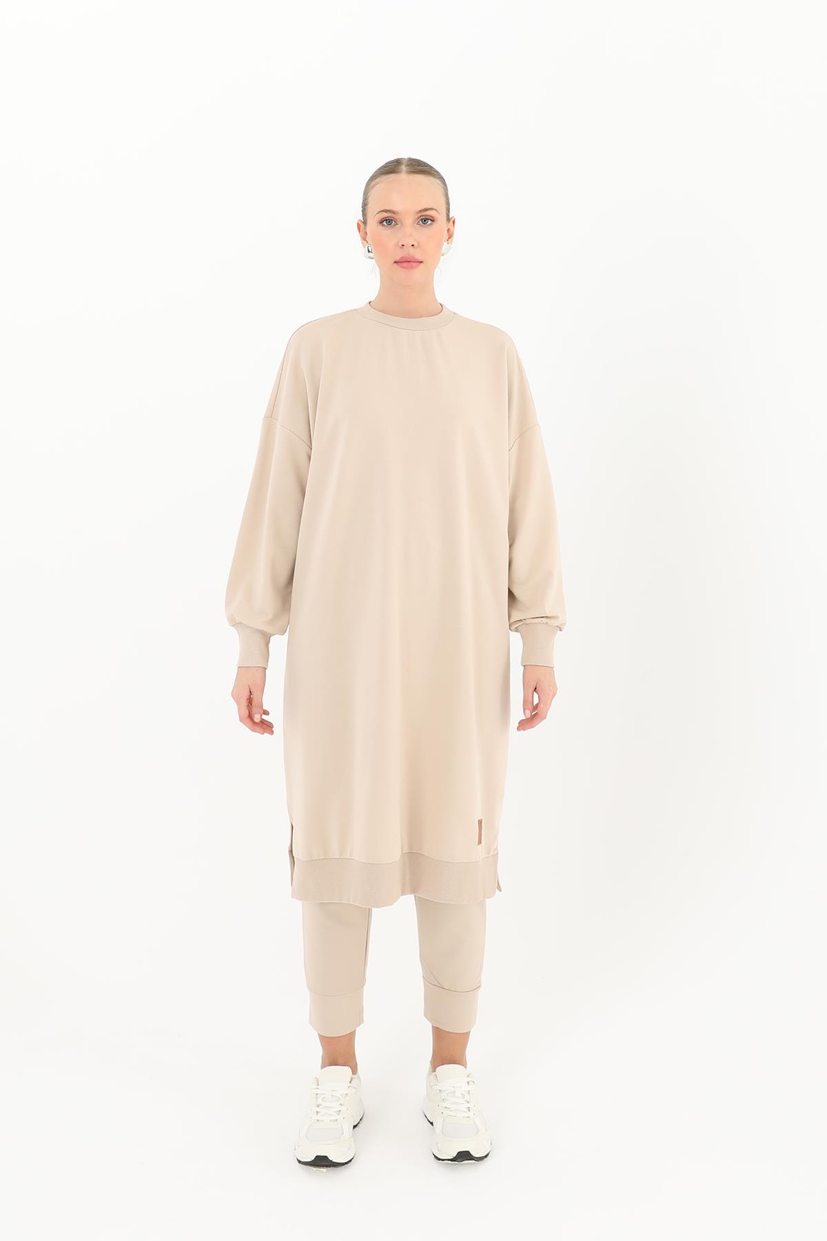 PUANE Bisiklet Yaka Basic Uzun Boy Tunik 30645 - Koyu Bej Bisiklet Yaka Basic Uzun Boy Tunik 30645 - Koyu Bej - Bilen Giyim Tunik 