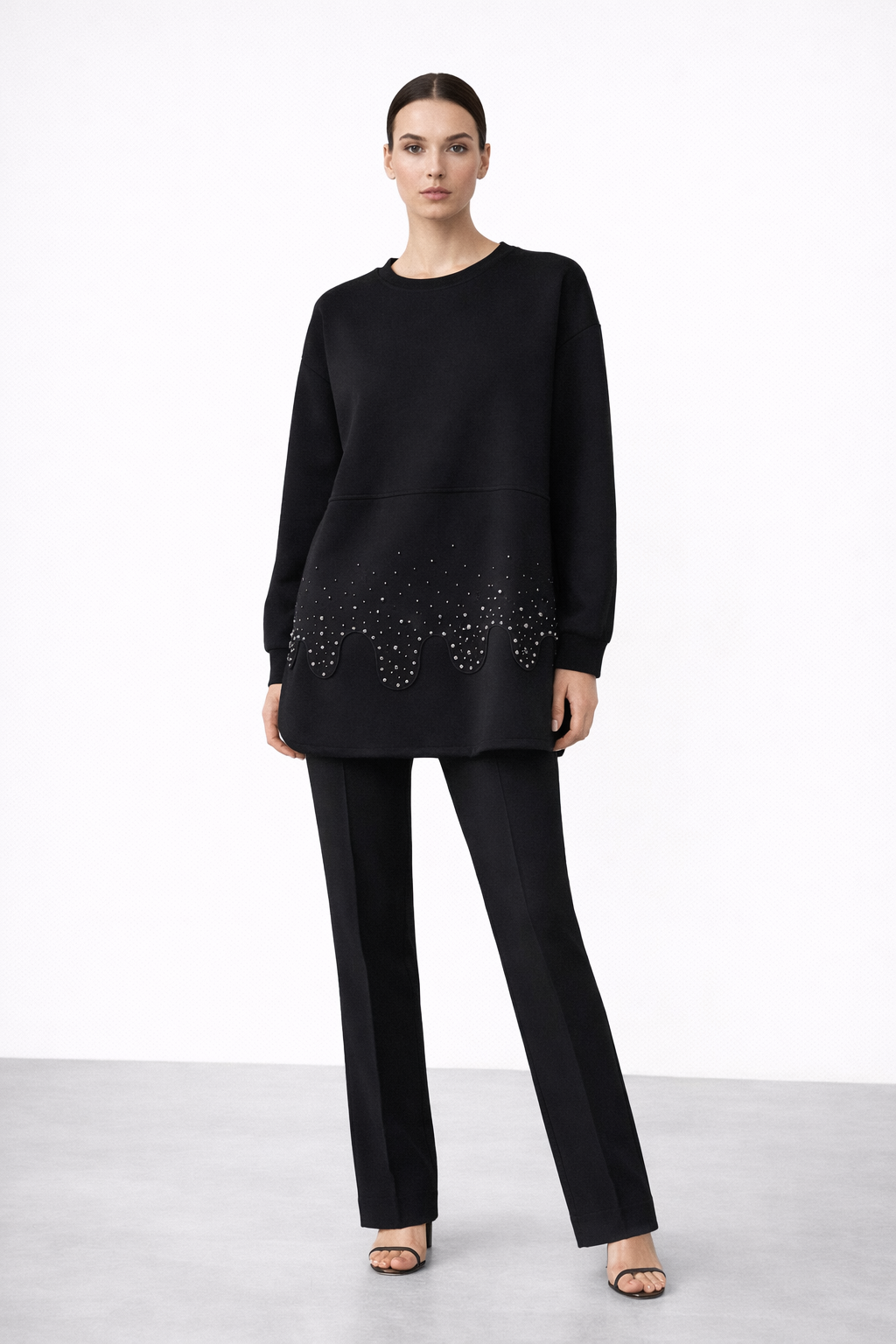 Fuat Gürşen 5344 Oval Kesimi Taş İşlemeli Tunik - Tek Renk