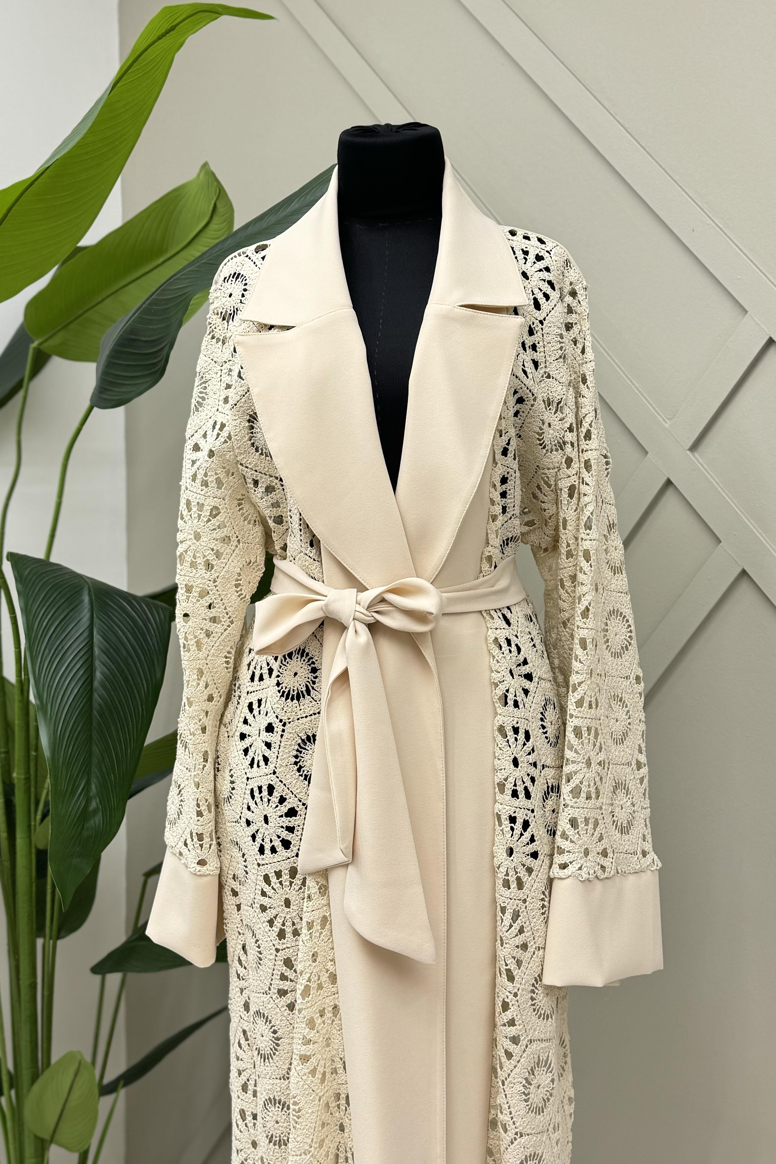 ETRUCCİ Ceket Yaka Dantel Abaya 6084 - Bej Ceket Yaka Dantel Abaya 6084 - Bej - Bilen Giyim  Abiye Grubu 