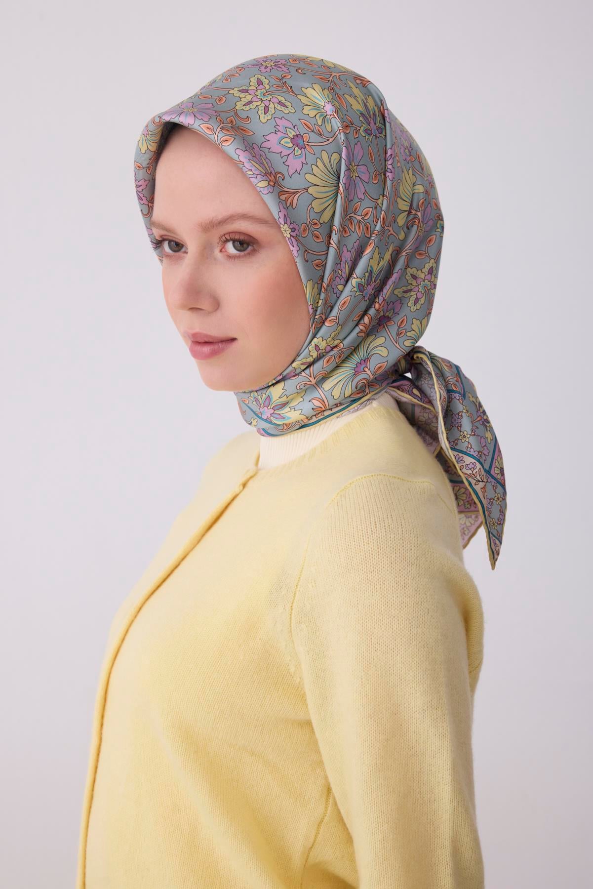 Belli Saf Twill İpek Eşarp 4314D (T) - Gold