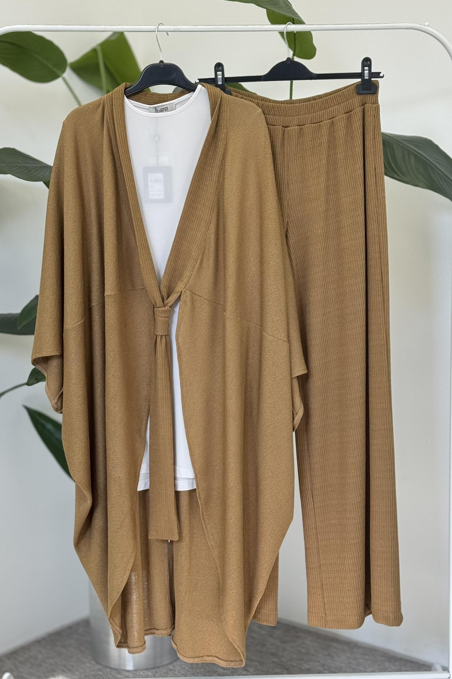 Armine Trend 25KT621 Hırka Detay 3 Lü Pantolonlu Takım - Camel