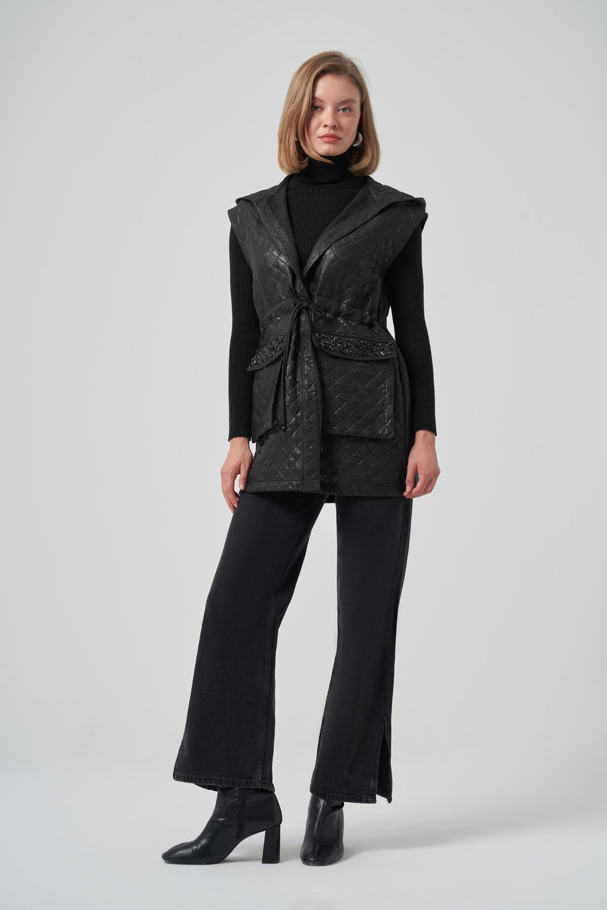 Nuss 6022 Cep Kapakları Taş İşlemeli Yelek - Siyah