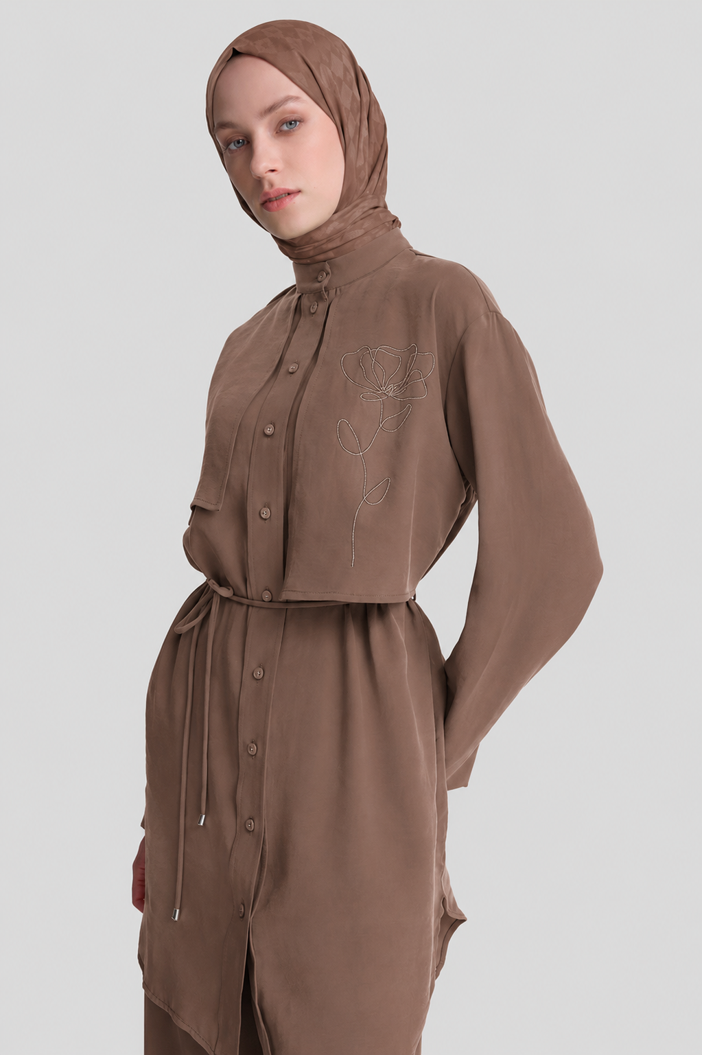 Armine Trend 26YT407 Yaka Zincir İşlemeli Tunik - Vizon
