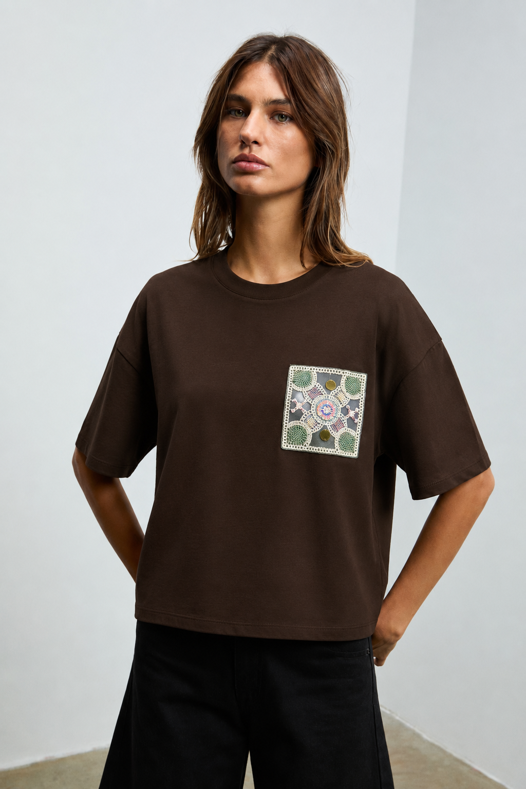Etnik Dantel İşlemeli Tshirt 4027 - Kahve