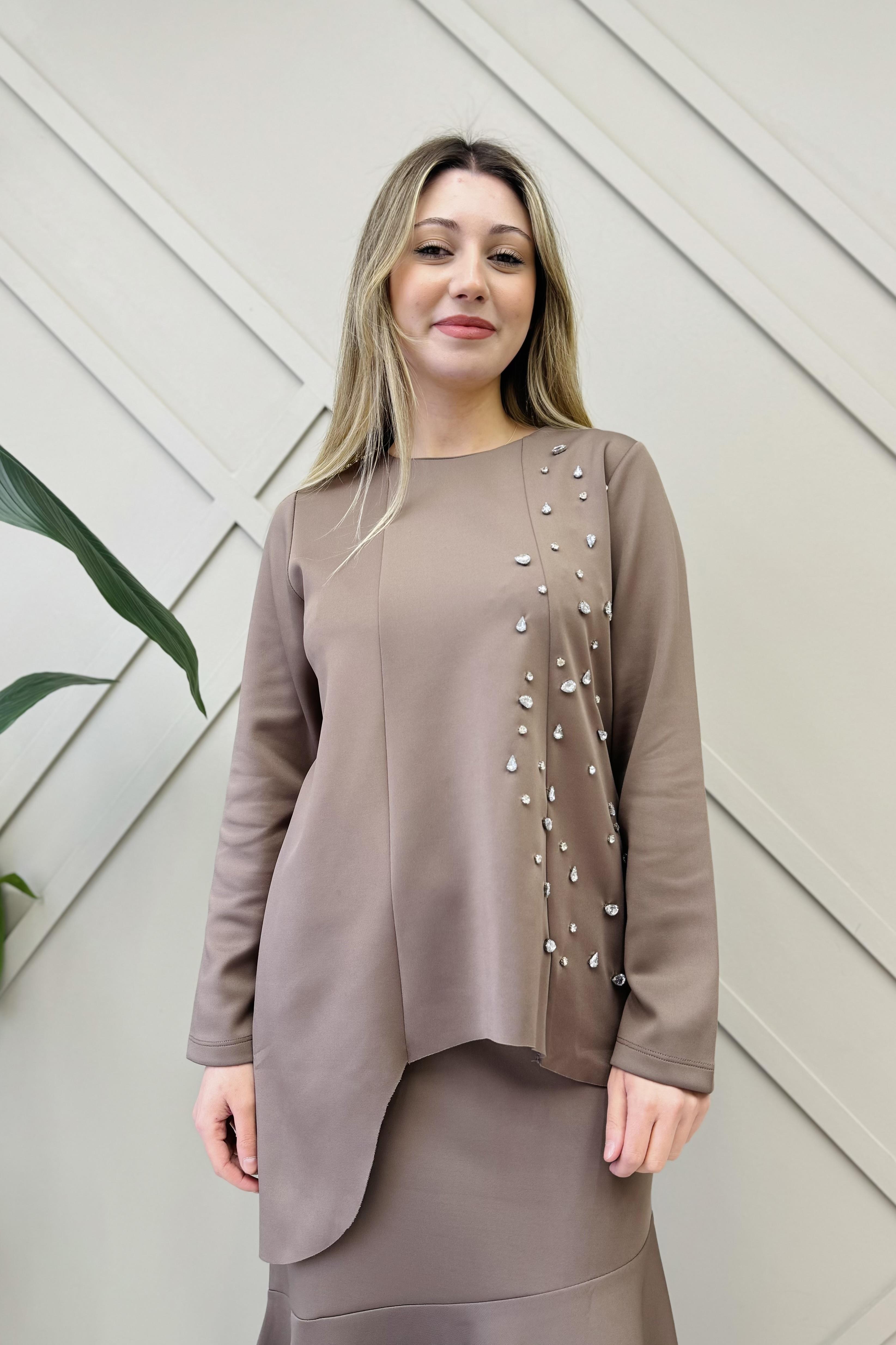 İNVEE İnvee 6746 Taş Detaylı Scuba Bluz - Vizon  Bluz & Gömlek