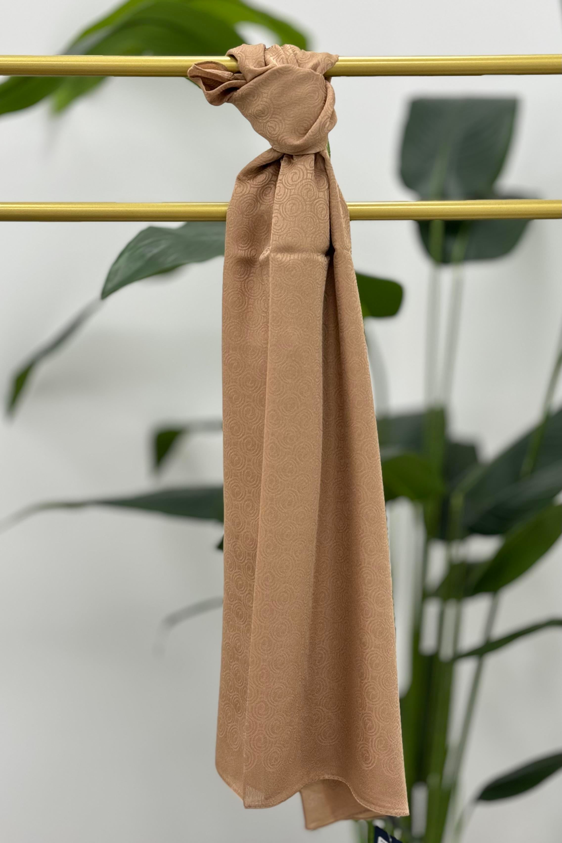 LEVİDOR Levidor 18282G Halka Detay Jakarlı Janjan Şal - Latte Levidor 18282G Halka Detay Jakarlı Janjan Şal - Latte- Bilen Giyim Şal 