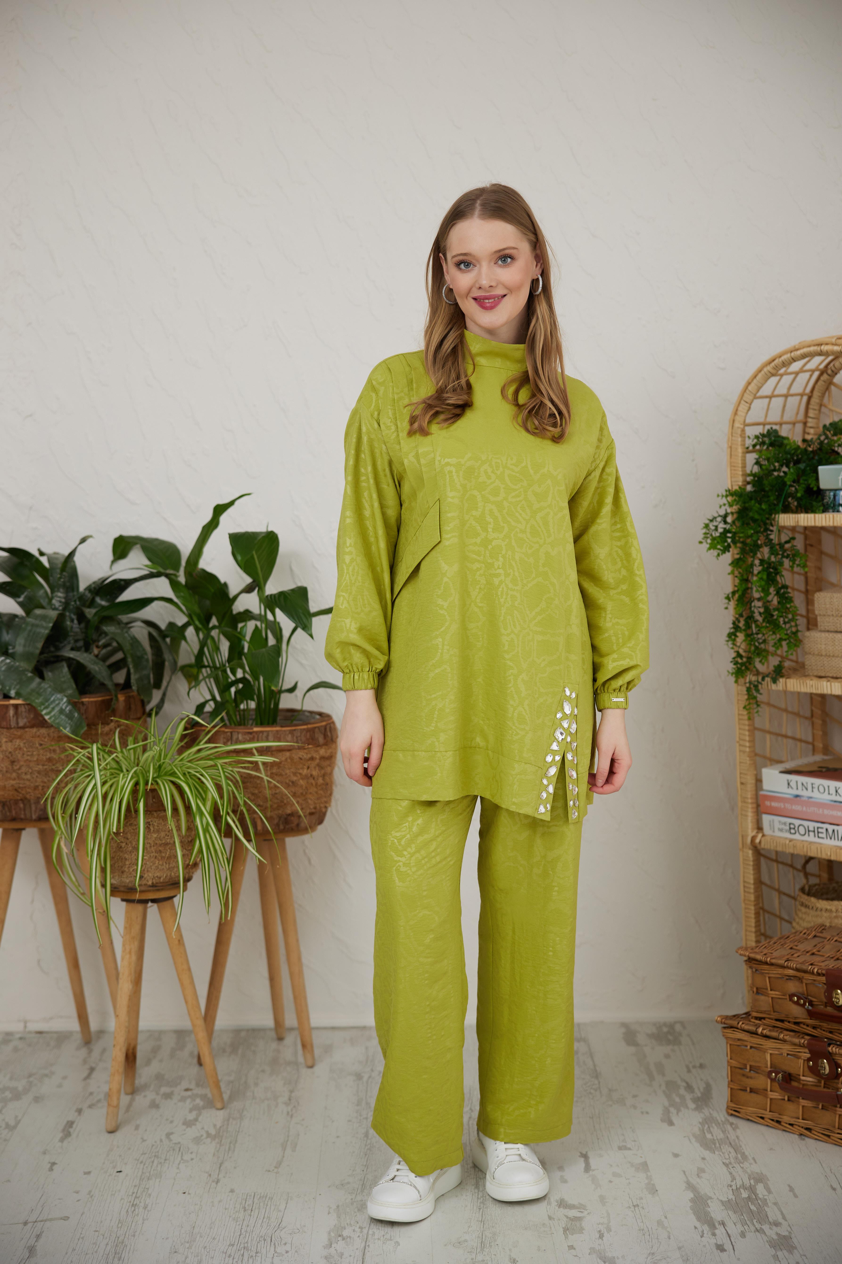 MOODBASİC Moodbasic Mb24.618 Yırtmacı Taşlı Pamuklu Takım - Asit Sarı  Takım