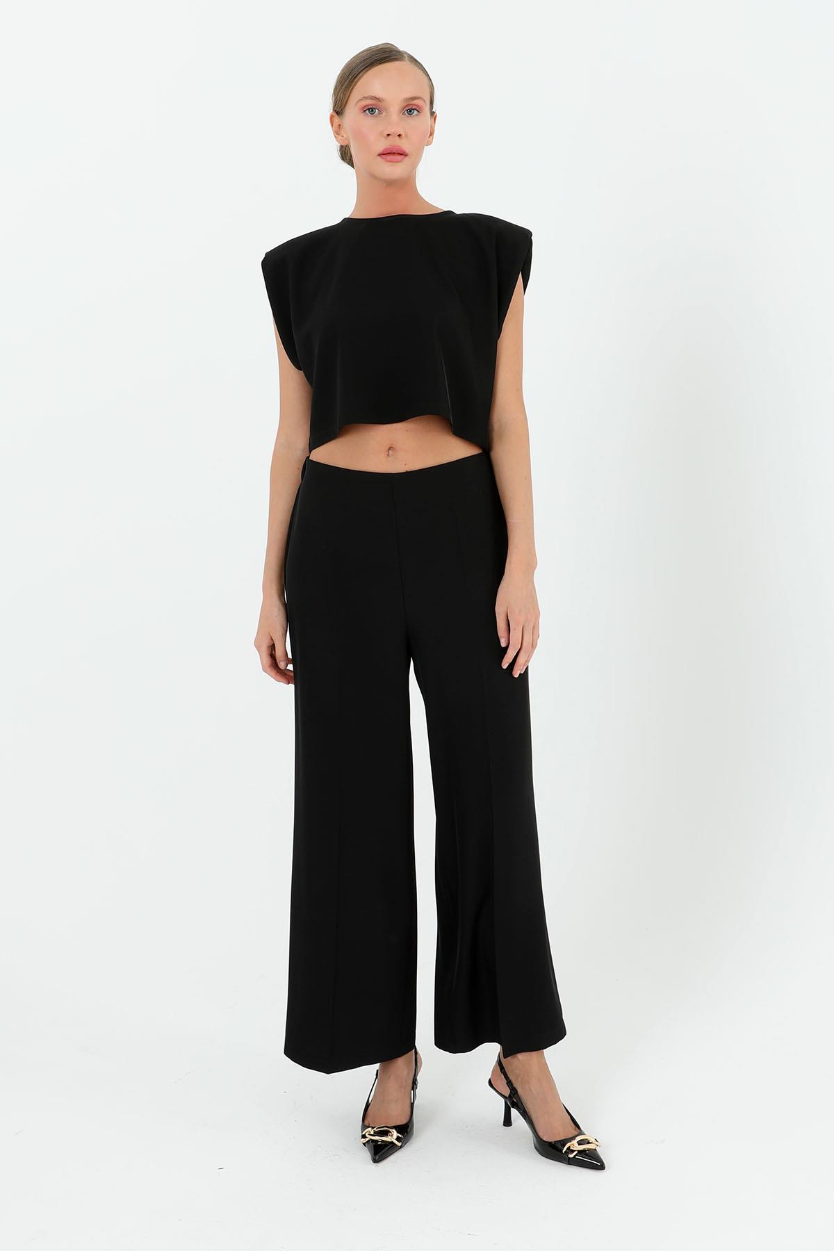 Sentez 5386 Arkası Lastikli Kısa Geniş Paça Pantolon - Siyah