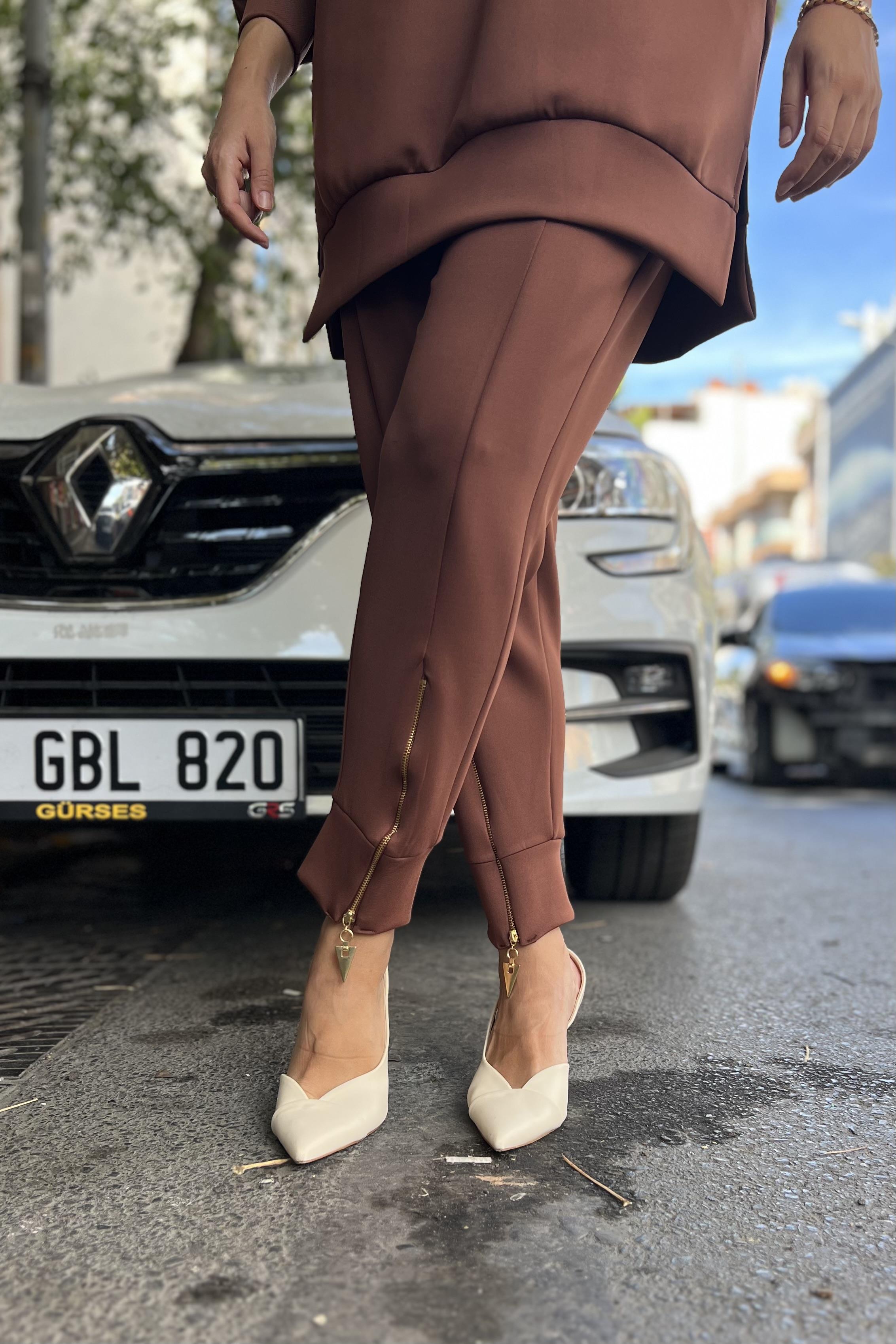 PUANE Yaka Ve Paça Scuba Pantolonlu Takım 14176 - Browni  Takım