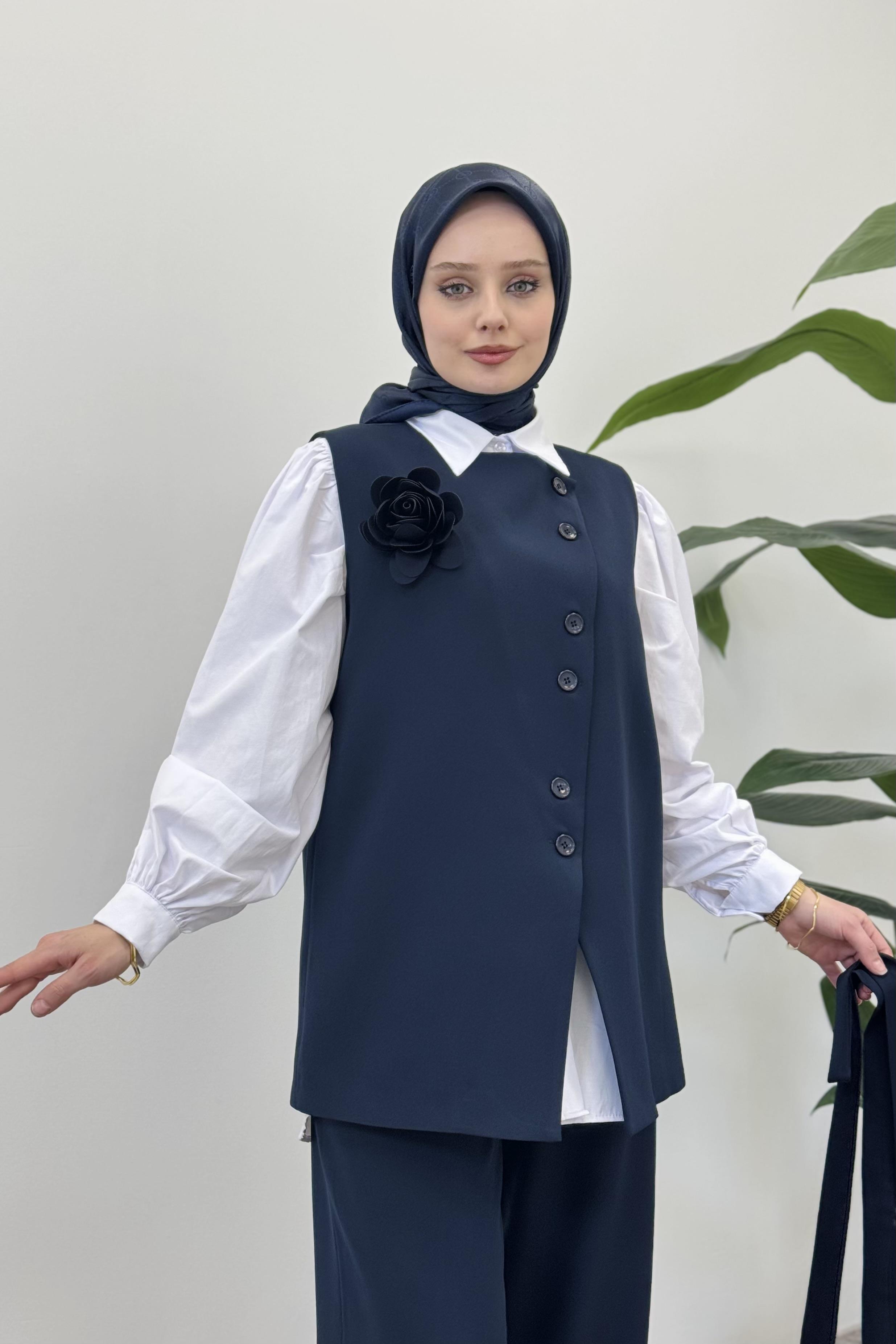 Miss Esse Yeleği Çiçek Detay Pantolonlu Takım 8079 - Lacivert  Takım 