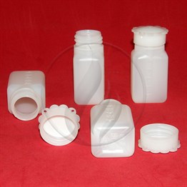 LP Italiana25 ml HDPE Şişe, Dikdörtgen Tabanlı, Taksimatlı, Contalı KapakAK25TKLdpe