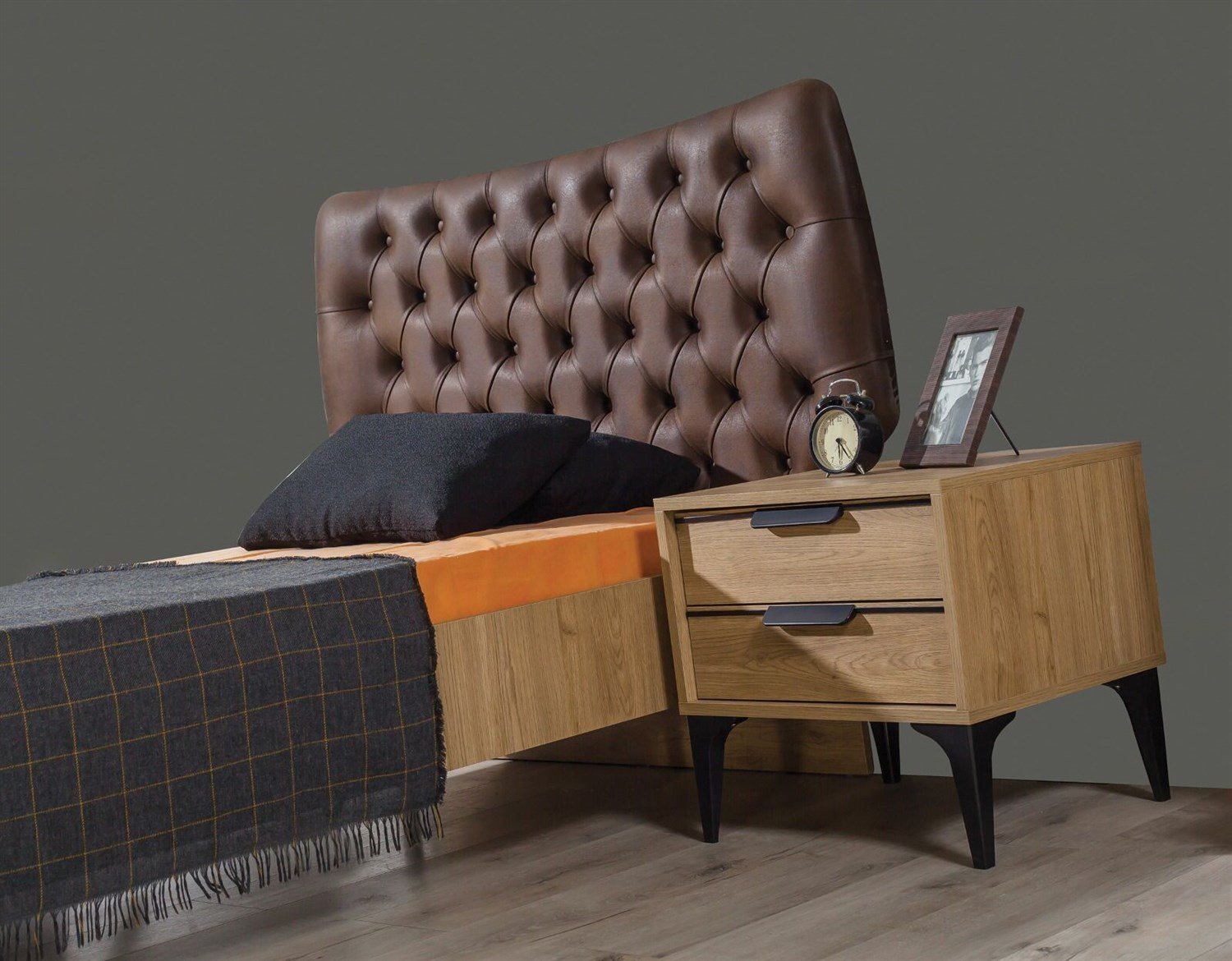 Kolezyum Genç Odası Komodin