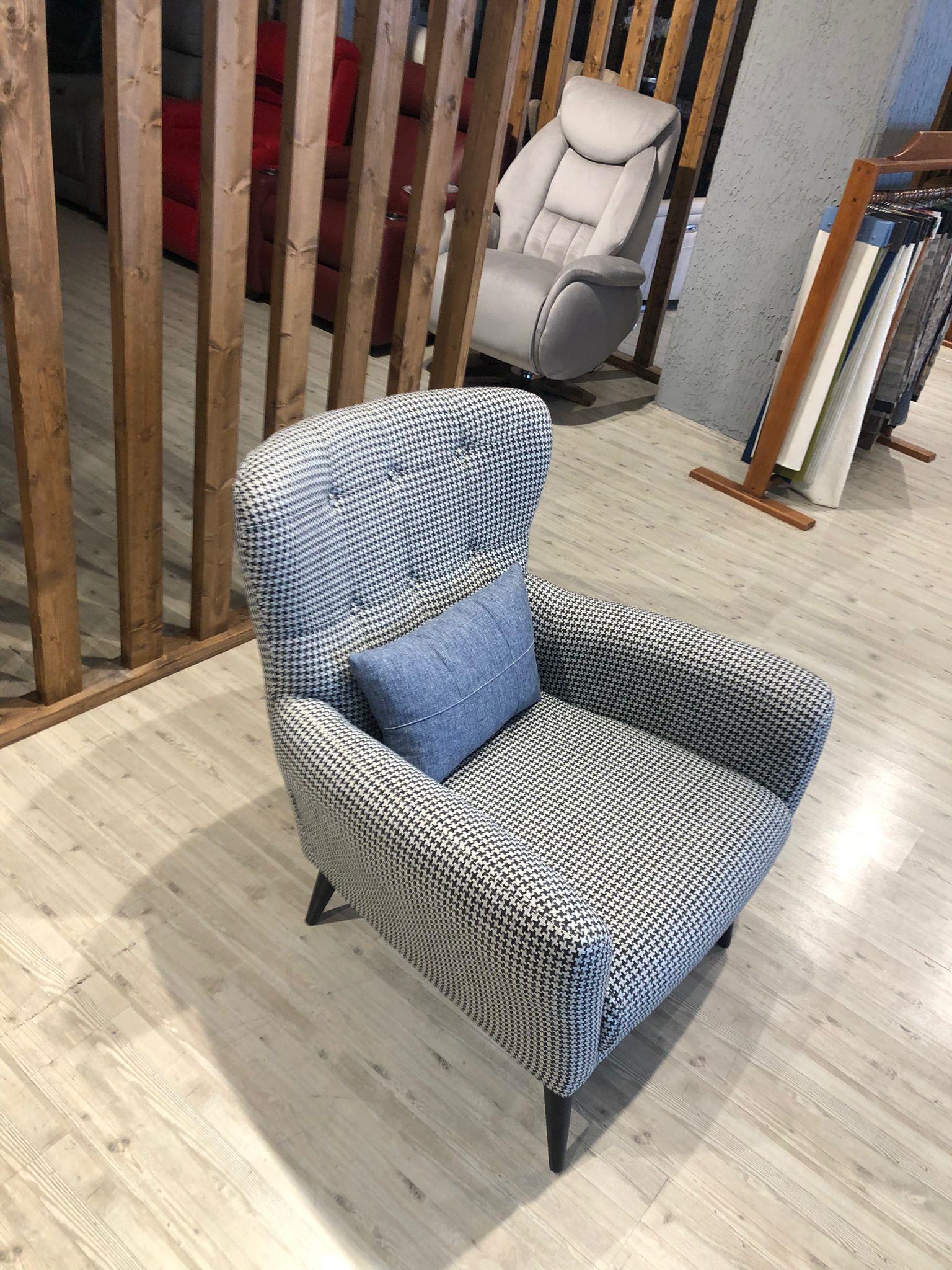 Kaz Ayağı Retro  Berjer 