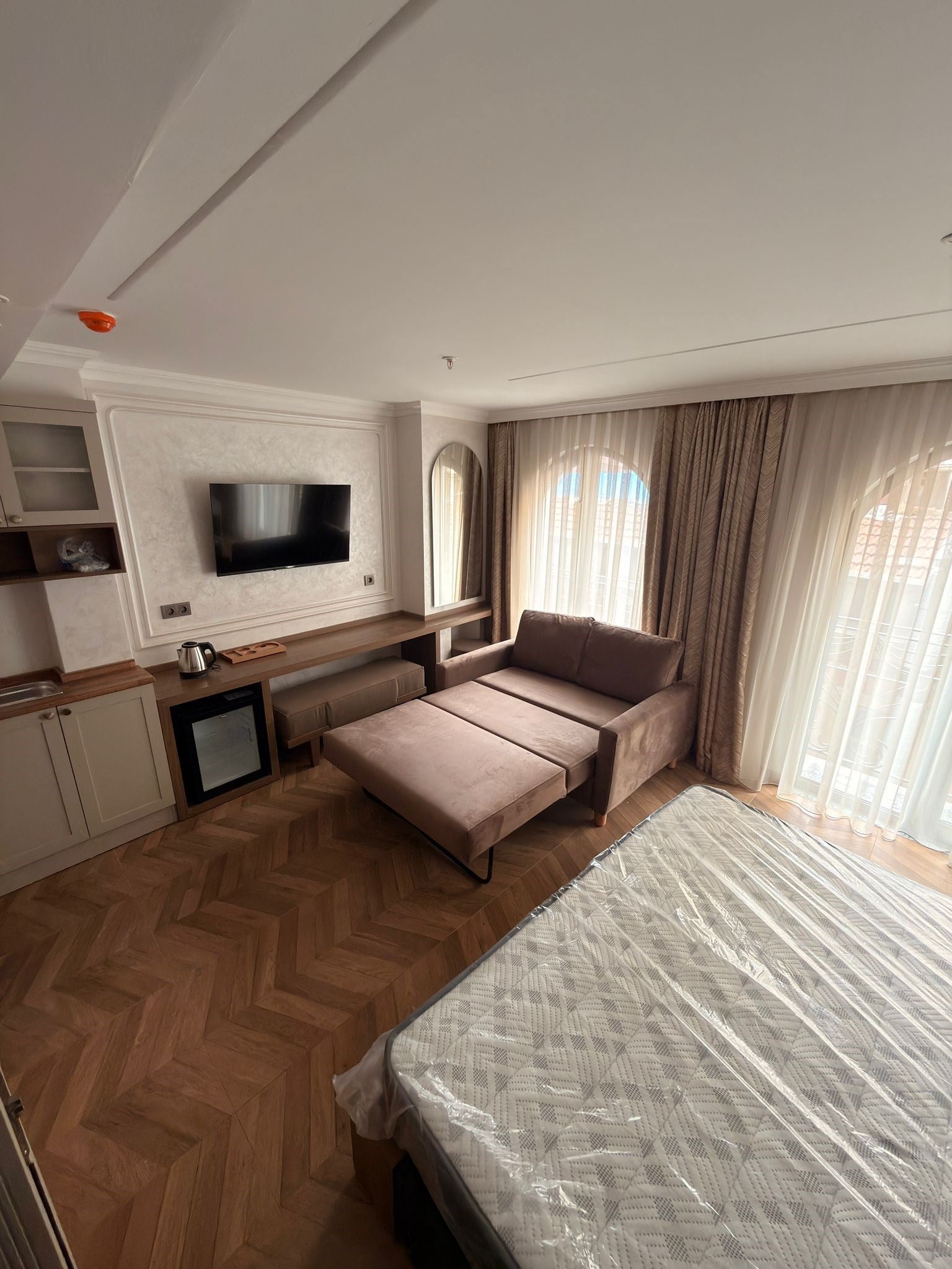 Parla Otel Teslimatı 