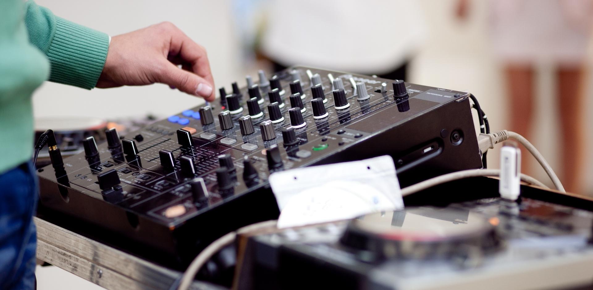 Behringer Powerplay PM1