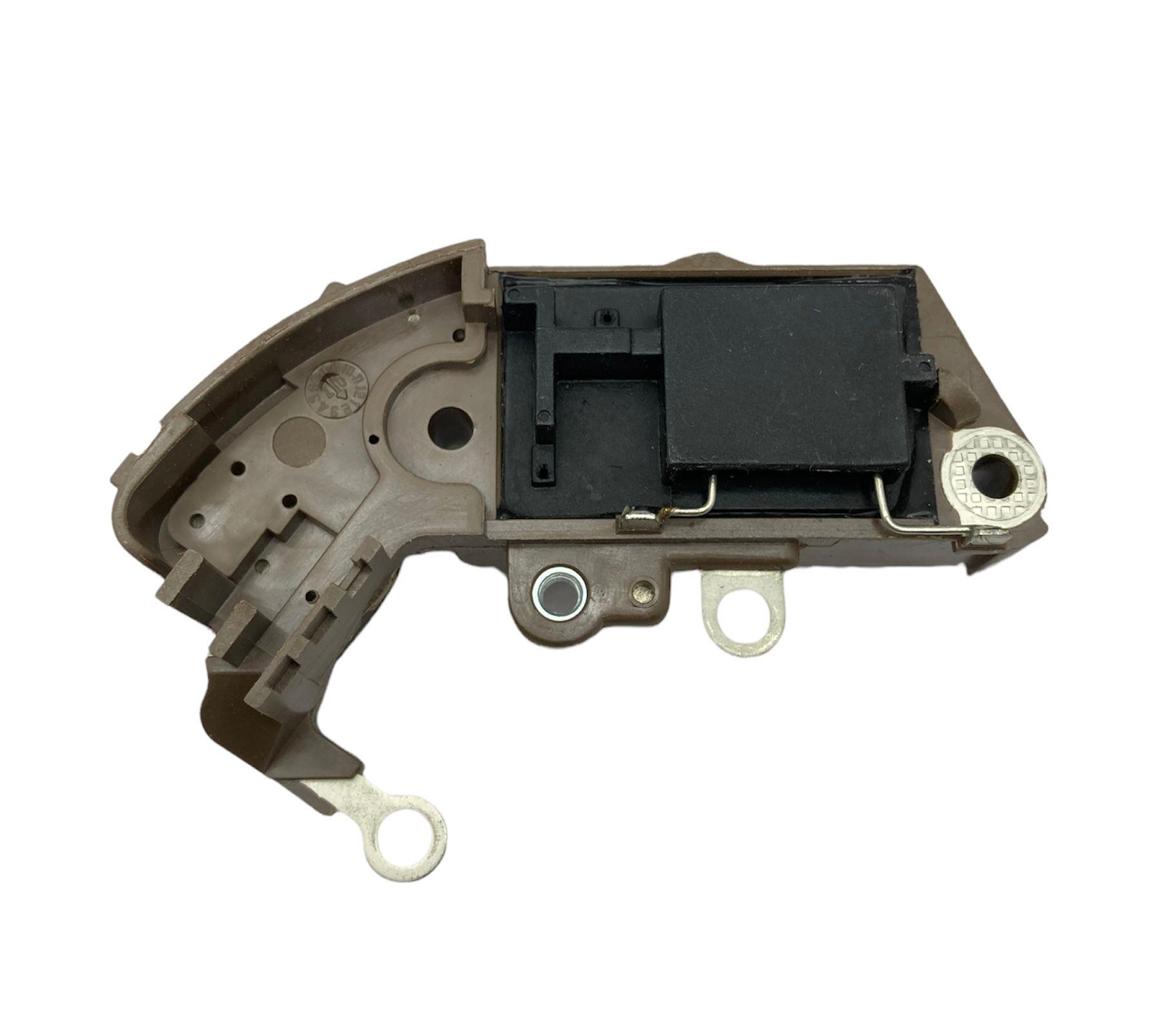 12V ALTERNATÖR KONJEKTÖR NIPPON DENSO TİPİ (4 FİŞ DİK SOKETLİ) (L-IG-S-FR) HONDA-TOYOTA