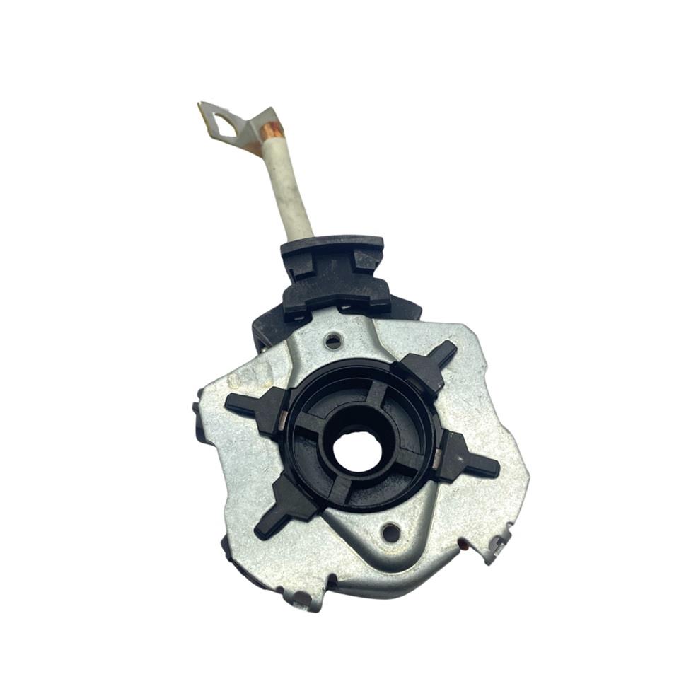 BOSCH MARŞ KÖMÜR YUVASI 157 (L) (PLS) (KABLO UZUNLUĞU 68 MM)