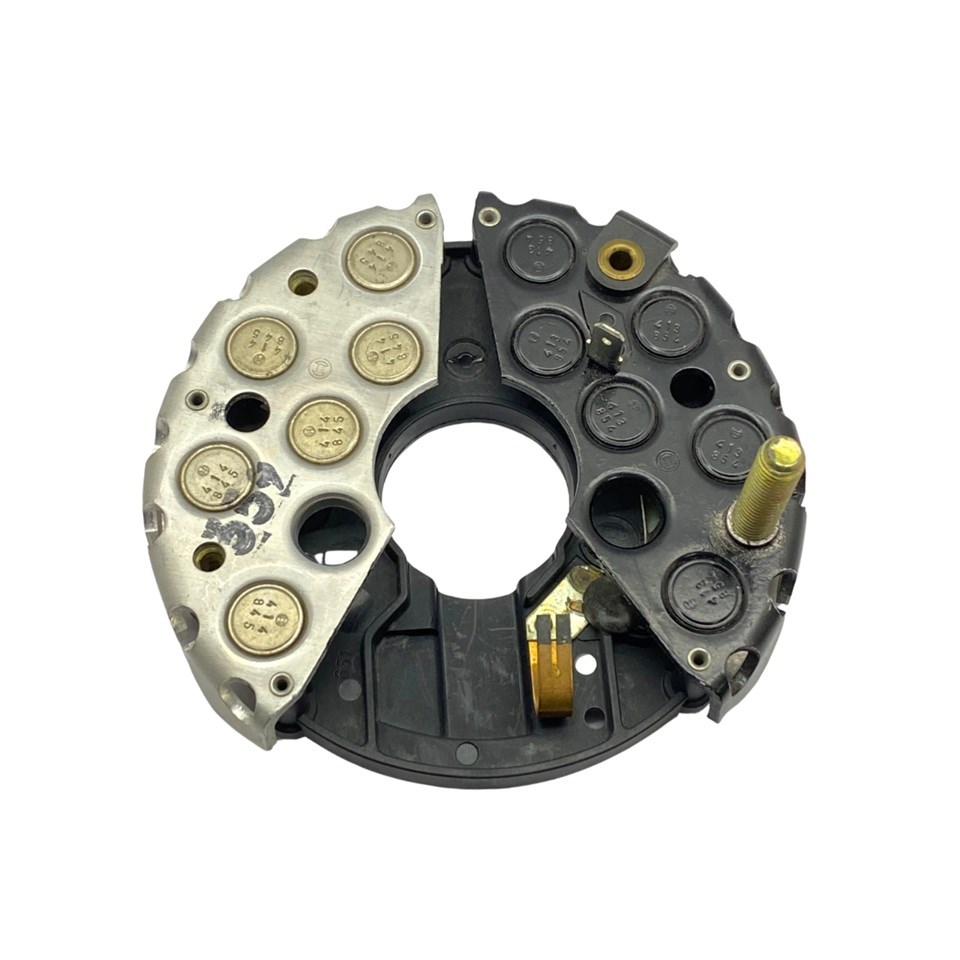 BOSCH DİYOT TABLASI (12 DİYOTLU) (M8 CIVATA+FİŞLİ) BMW