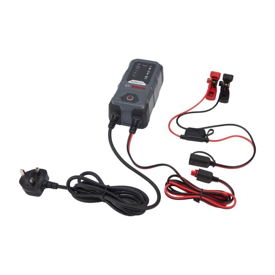 BOSCH 6V-12V ŞARJ REDRESÖRÜ (AKÜ ŞARJ CİHAZI) OTOMATİK C30 (6V-0.8 A / 12V-3.8 A) (WET-JEL-EFB-AGM)