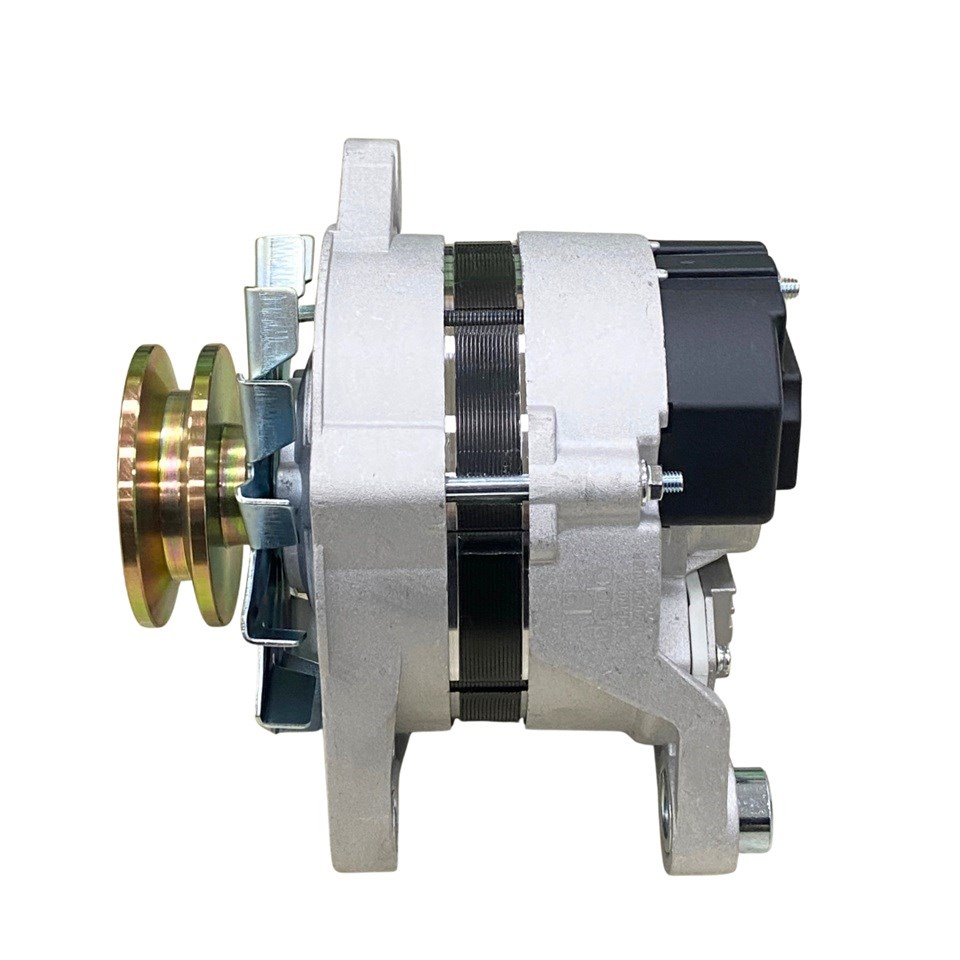 12V ALTERNATÖR DİNAMO MAKO TİPİ YM 110 A FIAT-STEYR-TÜMOSAN TRAKTÖR
