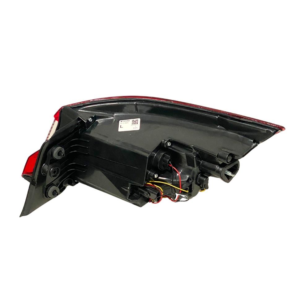 MARS STOP LAMBASI DIŞ (ÇAMURLUK) RENAULT MEGANE IV 2016 > SOL