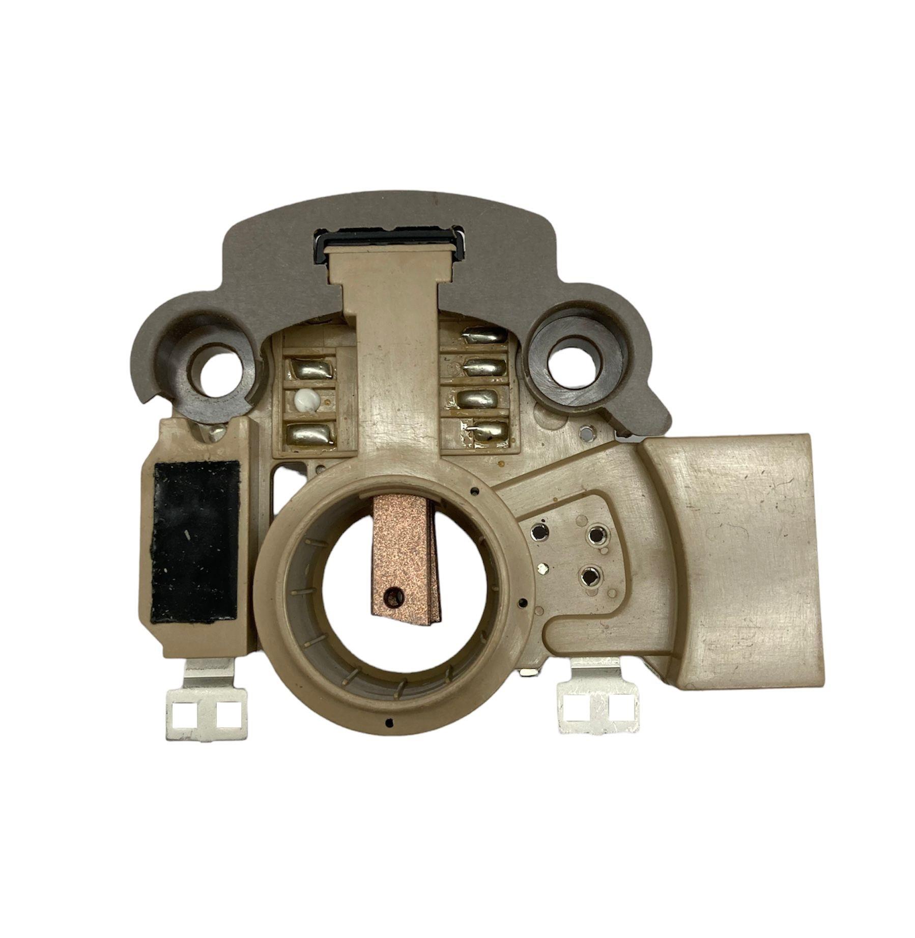 12V KÖMÜRLÜ KONJEKTÖR (4 FİŞ) (C S L FR) MITSUBISHI CARISMA/L200 KOREA