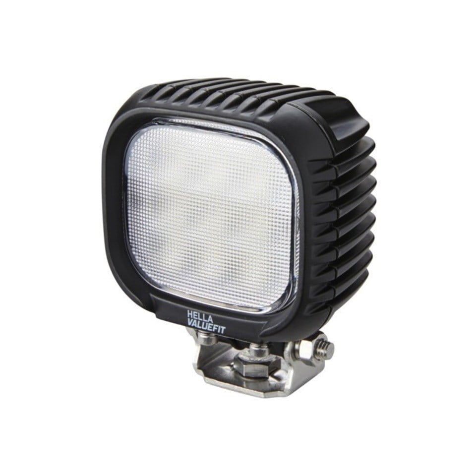HELLA 12V-48V ÇALIŞMA LAMBASI S3000 KARE 3000 LÜMEN (9 LEDLİ) (103*100*73 MM)