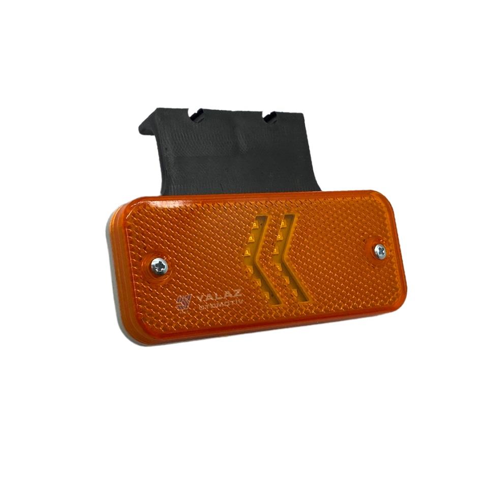 24V YAN SİNYAL LAMBASI DORSE SİDE MARKER SARI (12 LEDLİ-OK İŞARETLİ) (106*45 MM)
