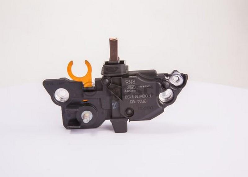 BOSCH 12V KÖMÜRLÜ KONJEKTÖR CIVATALI F00M