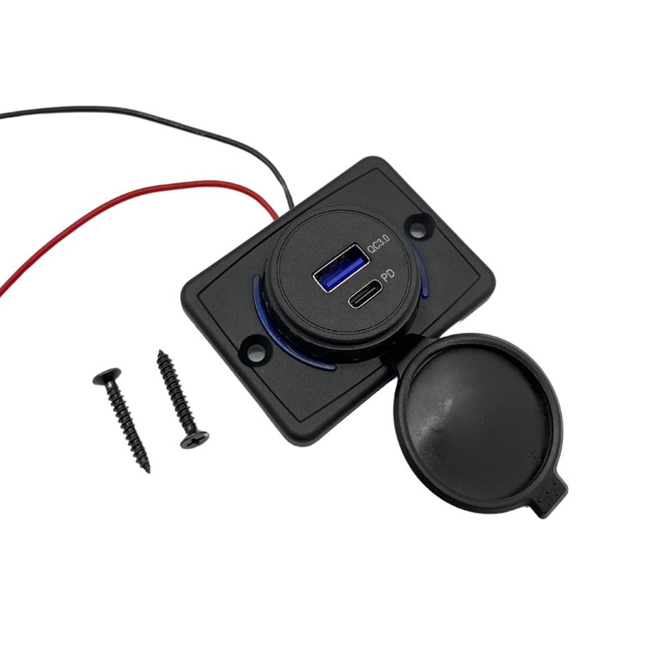 12V-24V TELEFON ŞARJ CİHAZI (USB+TYPE-C) (1A/2.1A) (KAPAKLI MARİN)