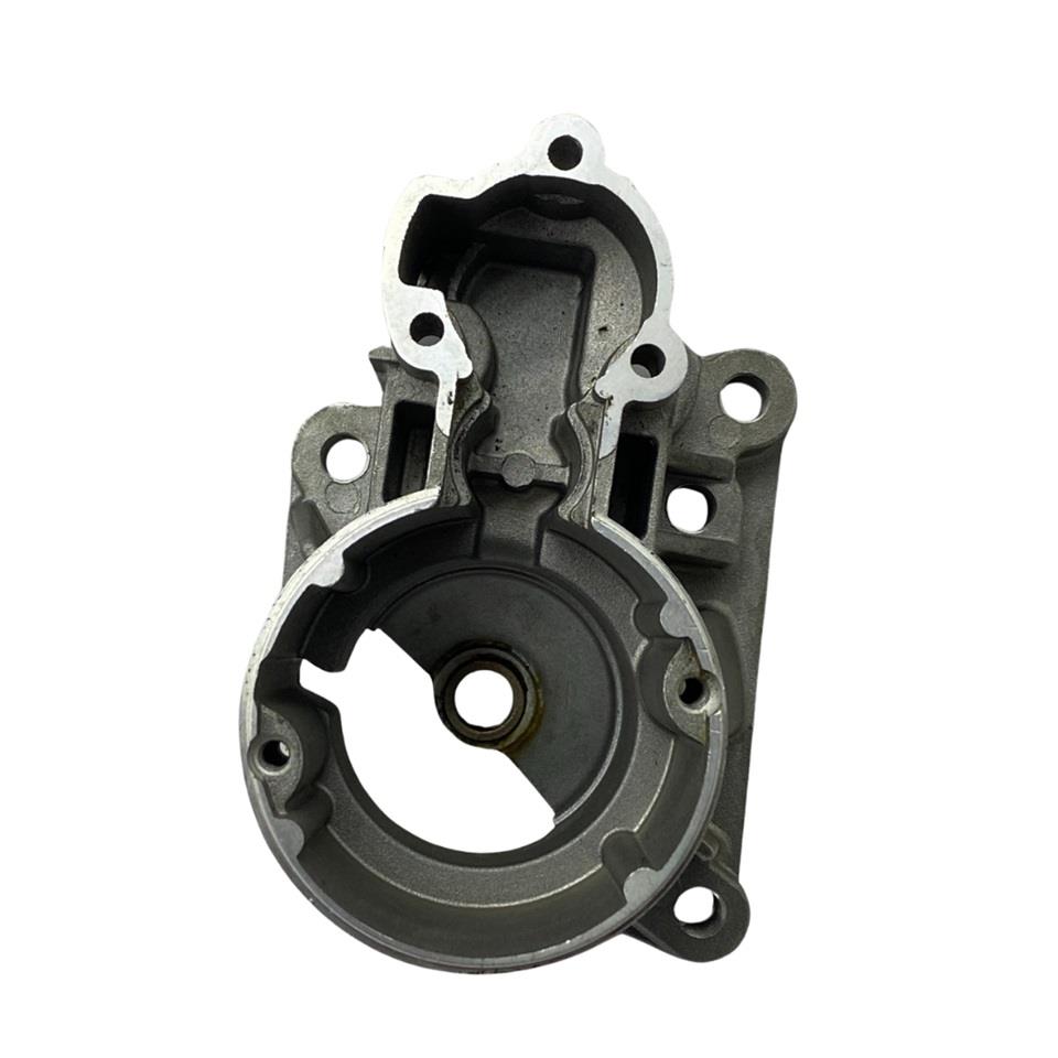 MARŞ PİNYON KAPAK BOSCH TİPİ (MIKNATISLI GÖVDE) RENAULT R9/KANGOO