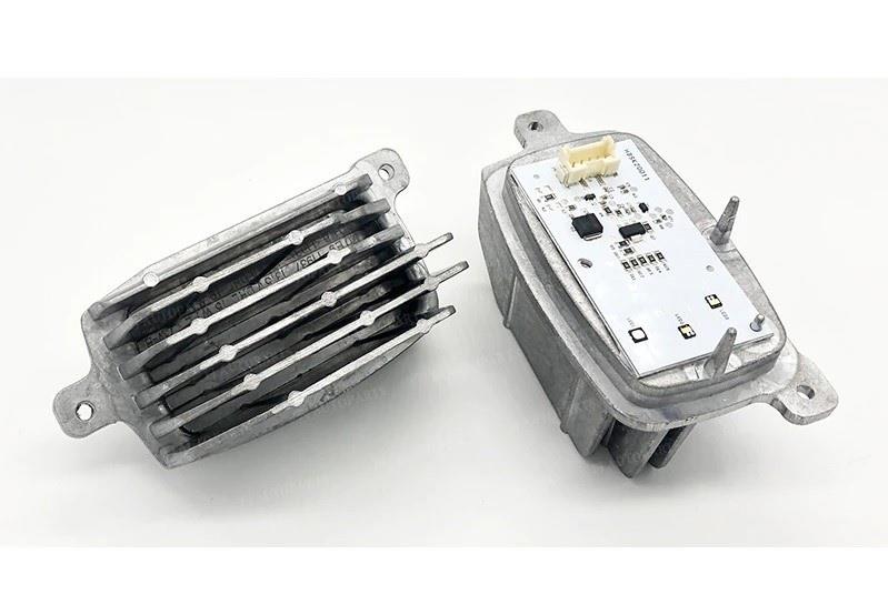 VALEO 12V XENON BALAST (GÜNDÜZ FARI İÇİN) RENAULT MEGANE IV 2015 > SAĞ ORJ.