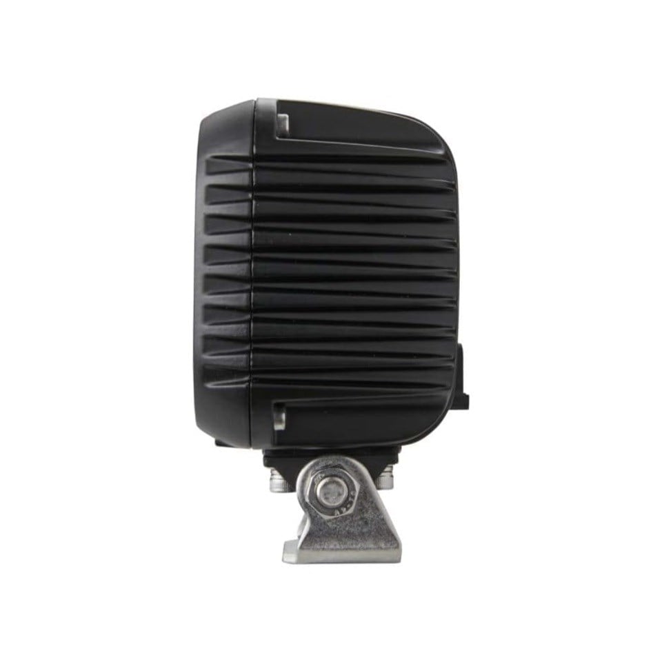 HELLA 12V-48V ÇALIŞMA LAMBASI S3000 KARE 3400 LÜMEN (9 LEDLİ) (103*100*73 MM)