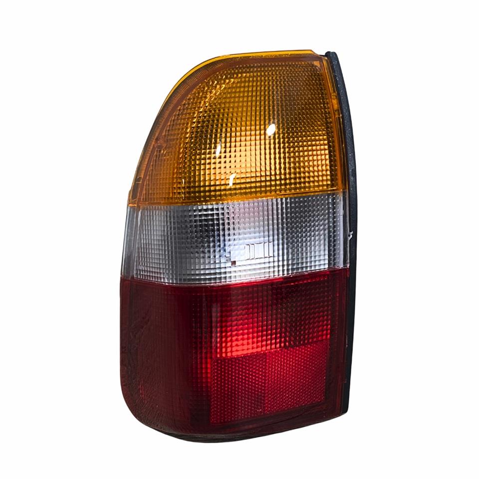 STOP LAMBASI (DUYLU) MITSUBISHI L200 1999-2005 SOL