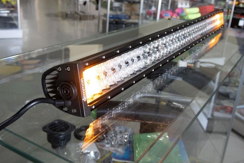 DEMMON 10V-30V LED BAR OFF-ROAD ÇİFT SIRA 240 W MERCEKLİ SARI ÇAKARLI (1072 X 78 X 80 MM)