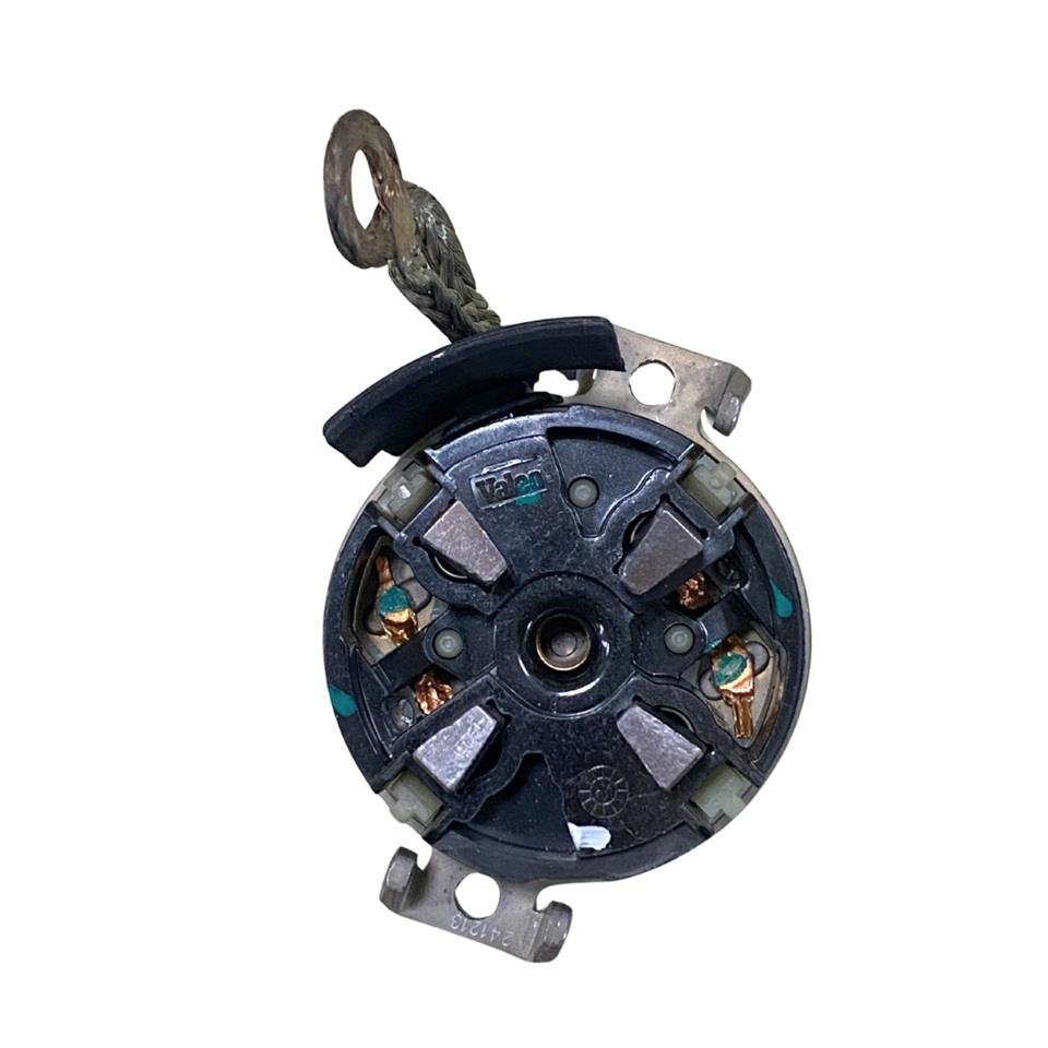 VALEO MARŞ KÖMÜR YUVASI D6GS (TERS) (BEYAZ KUTU OEM) AUDI-CITROEN-SEAT-SKODA-PEUGEOT 