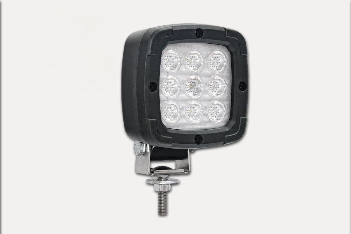 FRISTOM 12V-50V ÇALIŞMA LAMBASI 9-LEDLİ 15W 1300 LÜMEN (100*100 MM) E9